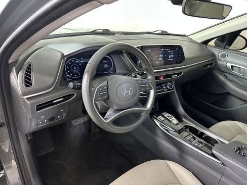 Used 2021 Hyundai Sonata Limited image 13