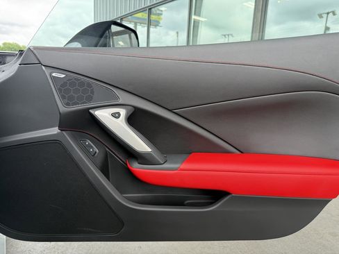 Used 2016 Chevrolet Corvette Stingray Coupe w/ Z51 2LT w/ 2LT Preferred Equipment Group RWD image 41