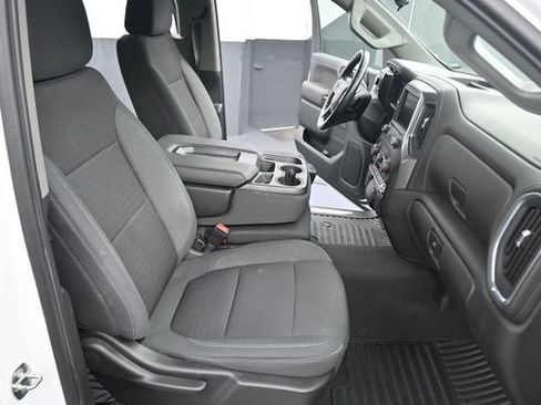 Used 2022 Chevrolet Silverado 1500 LT w/ Z71 Off-Road Package AWD/4WD image 14