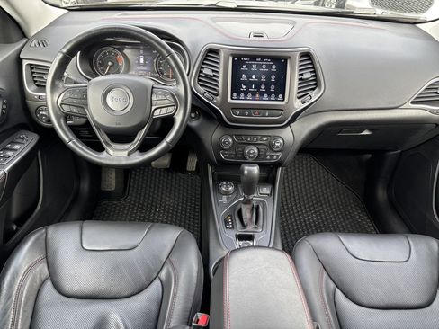 Used 2021 Jeep Cherokee Trailhawk w/ Technology Group AWD/4WD image 22