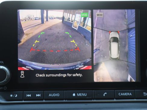 Used 2021 Nissan Rogue SV image 15