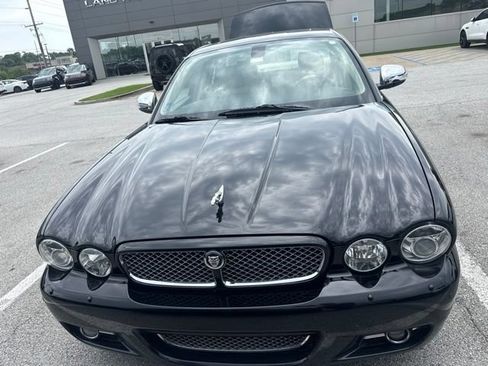 Used 2008 Jaguar XJ8 RWD image 2