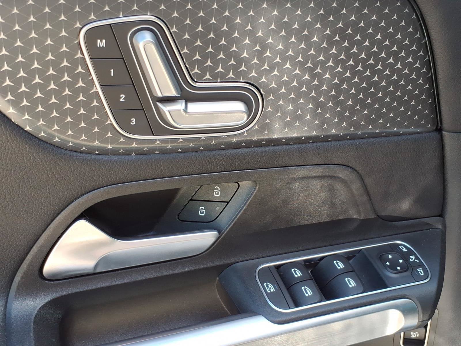 Used 2025 Audi Q5 Premium Plus AWD/4WD image 19