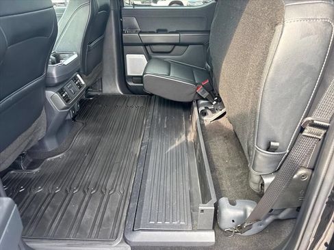 Used 2024 Ford F150 Lariat w/ Equipment Group 502A High AWD/4WD image 19