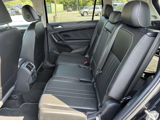 Used 2023 Volkswagen Tiguan SE FWD image 17