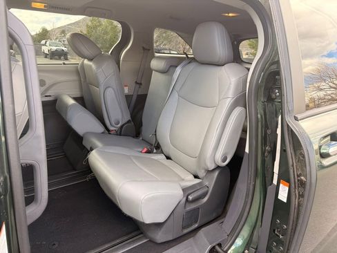 Used 2024 Toyota Sienna XLE image 18