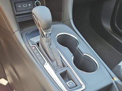 Certified 2022 Chevrolet Equinox LS FWD image 20