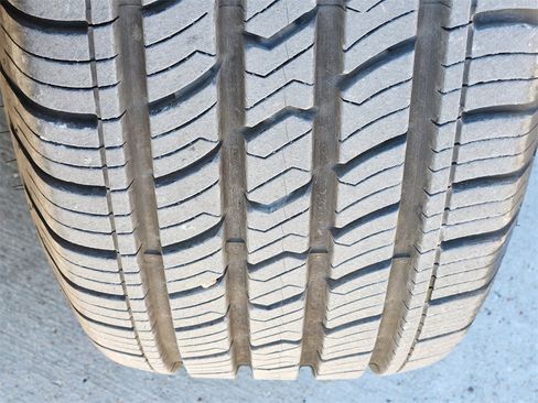 Used 2017 GMC Canyon SLE w/ Trailering Package image 11