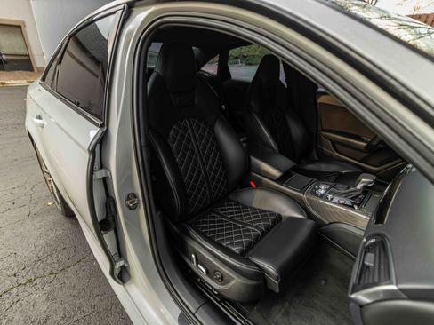 Used 2017 Audi S6 Prestige w/ S6 Sport Package image 14