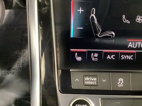 Certified 2023 Audi Q8 Premium Plus w/ Premium Plus Package image 26