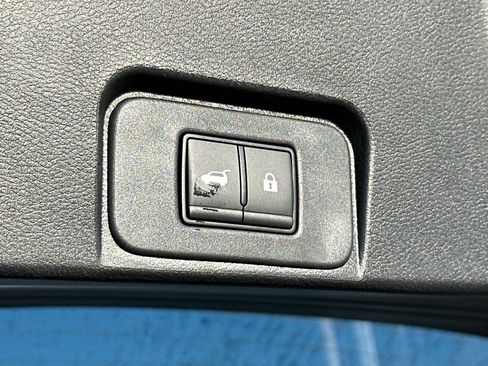 New 2026 Nissan Rogue SV w/ SV Premium Package image 19