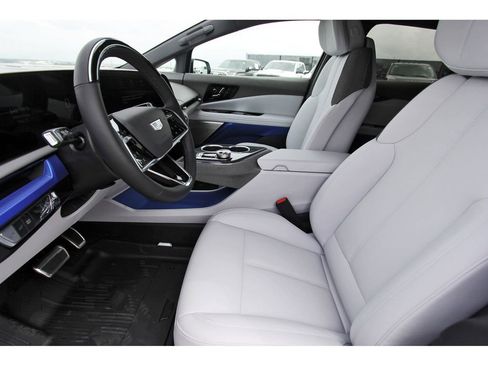 New 2026 Cadillac Optiq Luxury 1 RWD image 6
