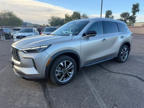 Used 2023 INFINITI QX60 Luxe w/ Performance Audio Package image 7