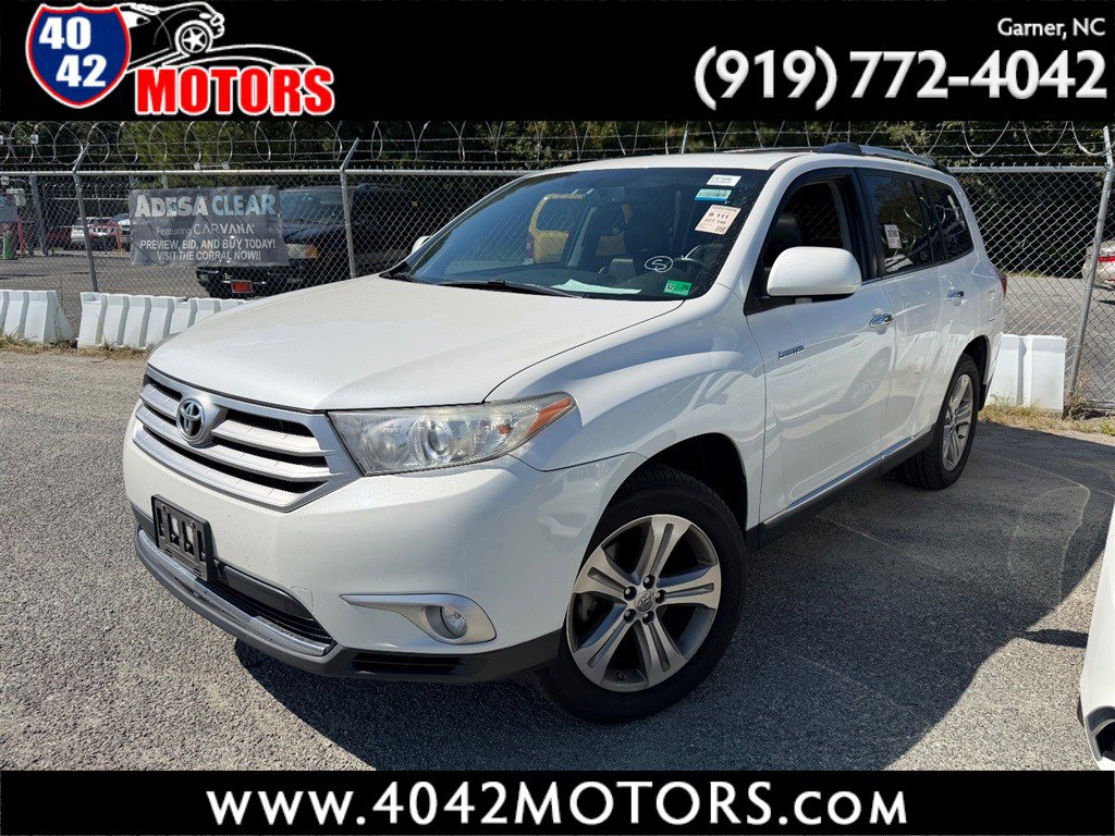 Used 2011 Toyota Highlander Limited w/ Tow Pkg AWD/4WD image 1