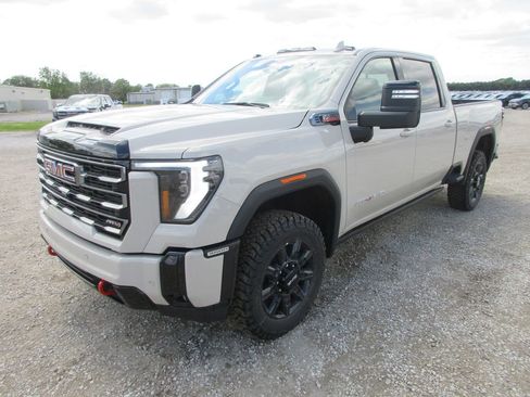 New 2026 GMC Sierra 3500 AT4 w/ AT4 Premium Plus Package AWD/4WD image 10