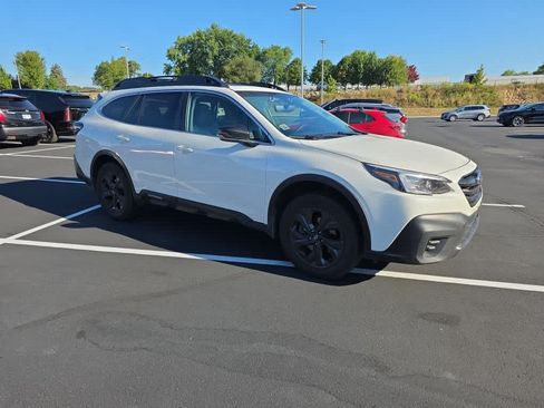 Used 2021 Subaru Outback Onyx Edition XT w/ Popular Package #2 AWD/4WD image 2