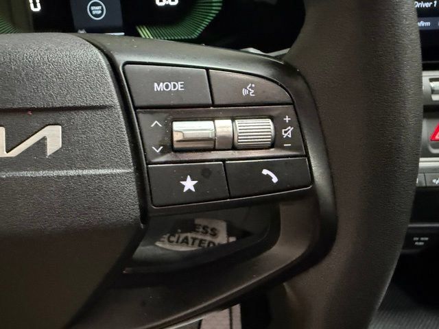 Used 2025 Kia K4 FWD image 30