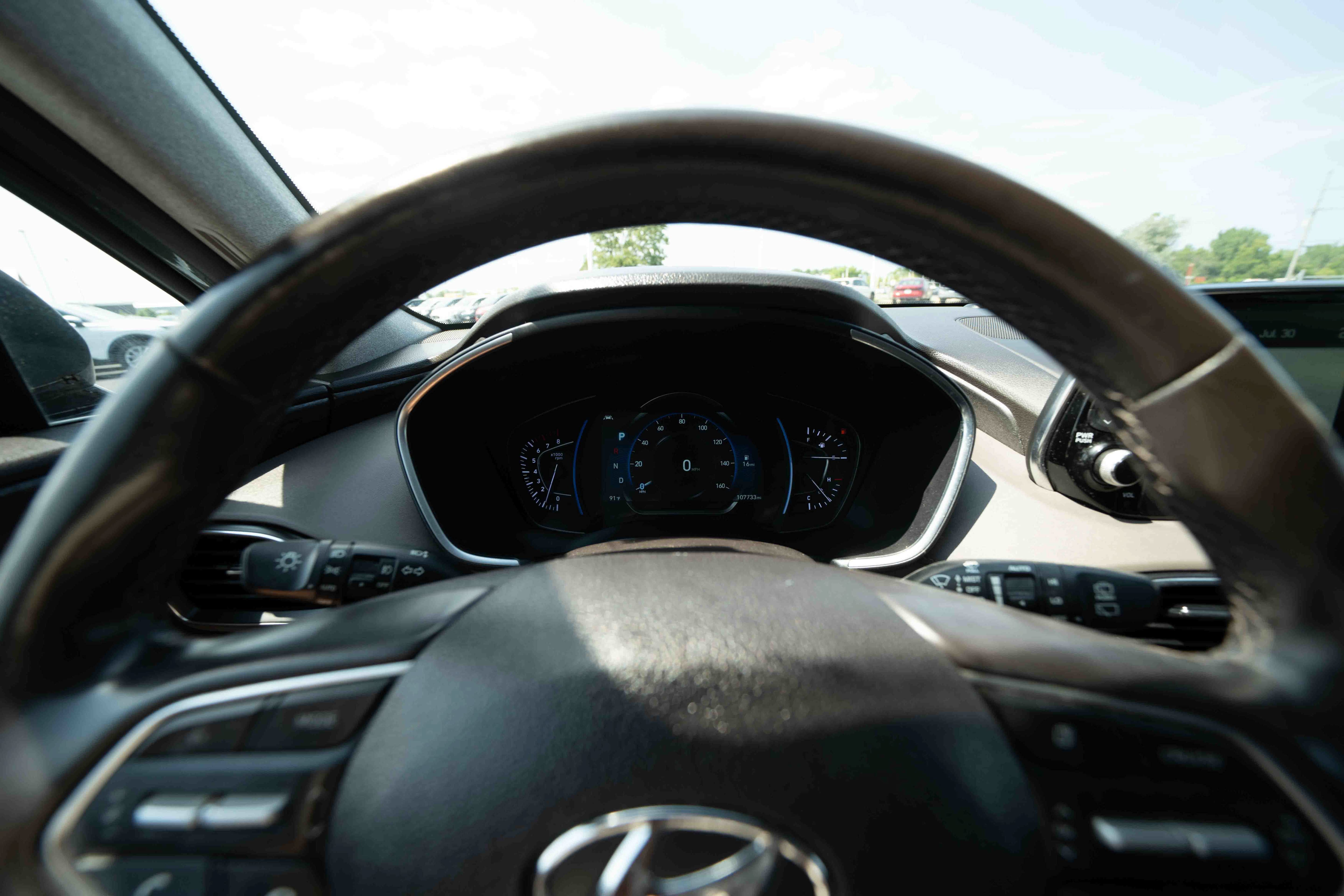 Used 2020 Hyundai Santa Fe Limited AWD/4WD image 15