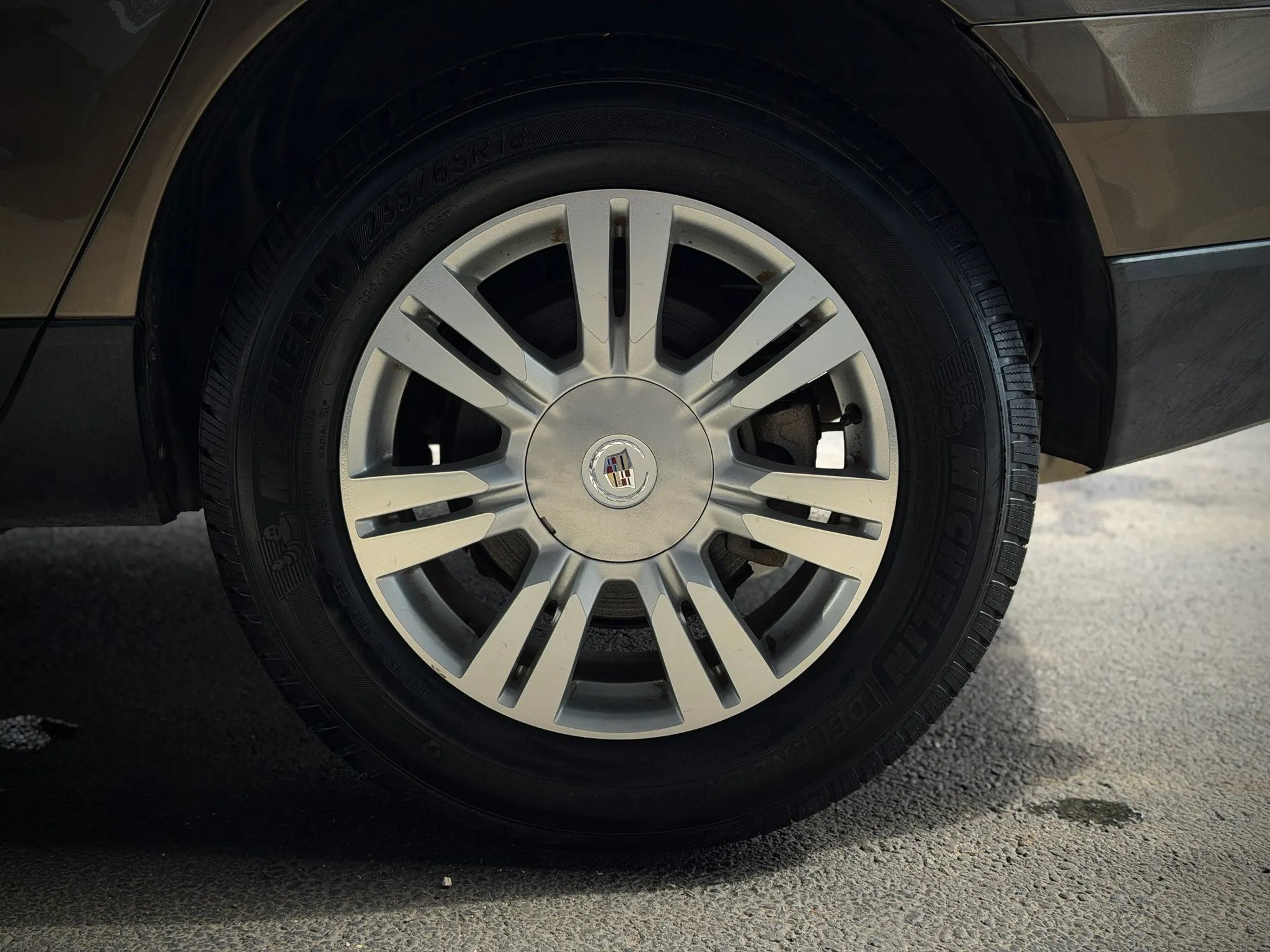 Used 2014 Cadillac SRX Luxury FWD image 21