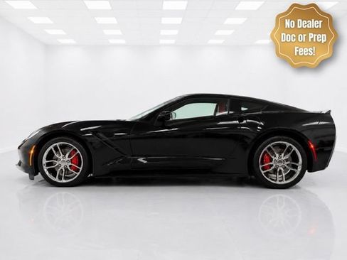 Used 2017 Chevrolet Corvette Stingray Coupe w/ Carbon Flash Badge Package RWD image 1