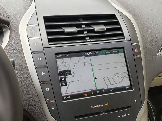 Used 2015 Lincoln MKZ w/ Equipment Group 102A Reserve FWD image 22