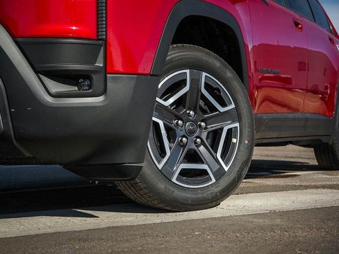 New 2026 Jeep Cherokee Laredo AWD/4WD image 6