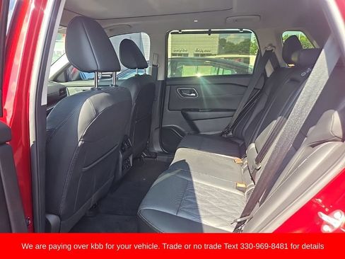 Used 2024 Nissan Rogue Platinum AWD/4WD image 36