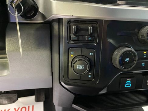 Used 2025 Ford F350 XLT image 32