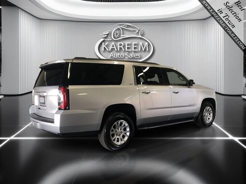 Used 2019 GMC Yukon XL SLT w/ Open Road Package image 5