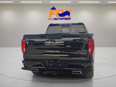 Used 2024 GMC Sierra 1500 Denali Ultimate image 3