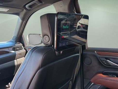 Used 2024 GMC Yukon XL Denali Ultimate image 38