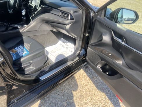 Used 2024 Toyota Camry SE image 22