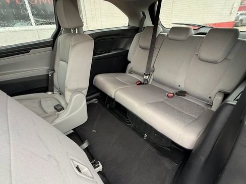 Used 2018 Honda Odyssey LX image 11
