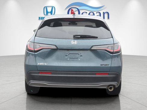 Used 2023 Honda HR-V Sport image 4