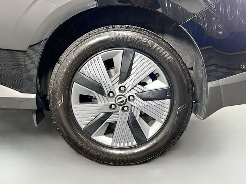 Used 2025 Nissan Murano SL AWD/4WD image 32