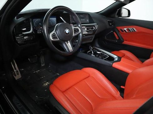 Certified 2023 BMW Z4 sDrive30i w/ Premium Package RWD image 18