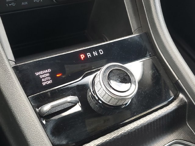 Used 2024 Jeep Grand Cherokee Limited w/ Trailer Tow Package AWD/4WD image 29