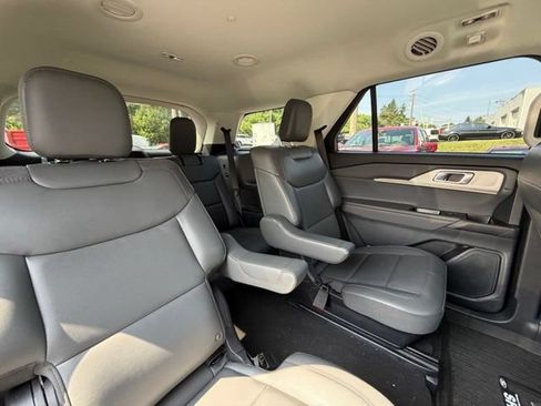 New 2026 Ford Explorer Active w/ Active Comfort Package AWD/4WD image 24