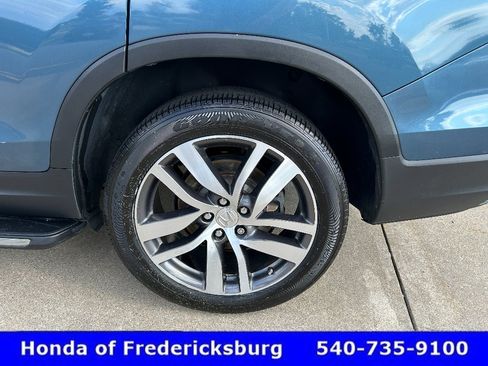 Used 2017 Honda Pilot Touring image 35