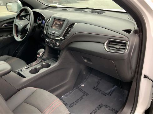 Used 2023 Chevrolet Equinox RS FWD image 18