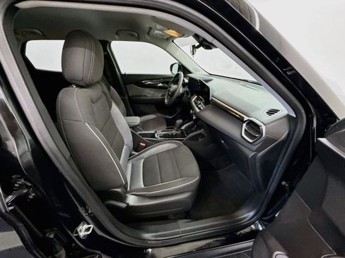 Used 2026 Chevrolet TrailBlazer LT w/ Driver Confidence Package FWD image 29