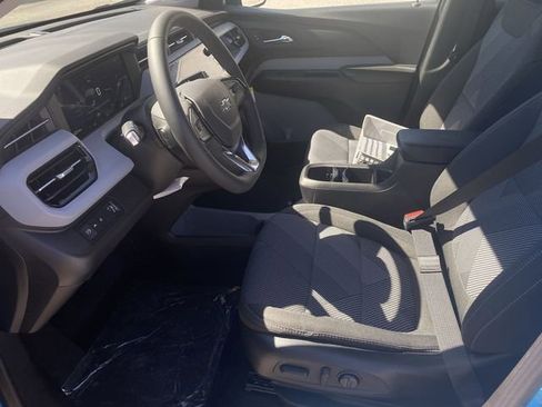 New 2027 Chevrolet Bolt LT w/ Comfort Package image 31