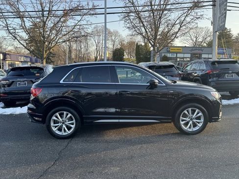 Used 2025 Audi Q3 2.0T Premium w/ Convenience Package image 4