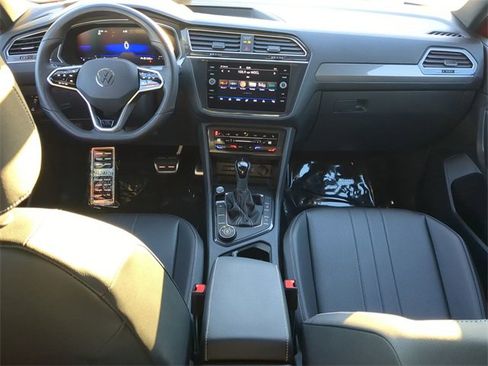 Certified 2024 Volkswagen Tiguan SE R-Line image 13