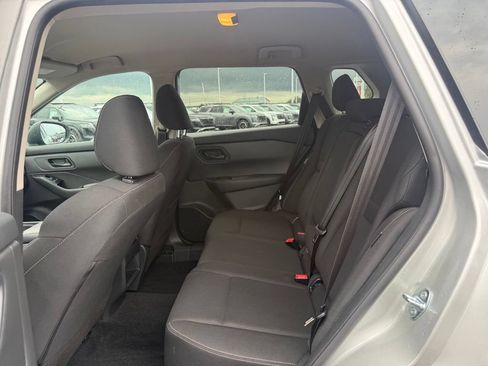 Used 2025 Nissan Rogue S FWD image 6