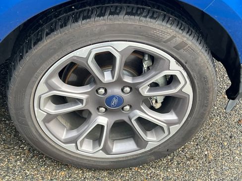 Used 2021 Ford EcoSport Titanium image 12