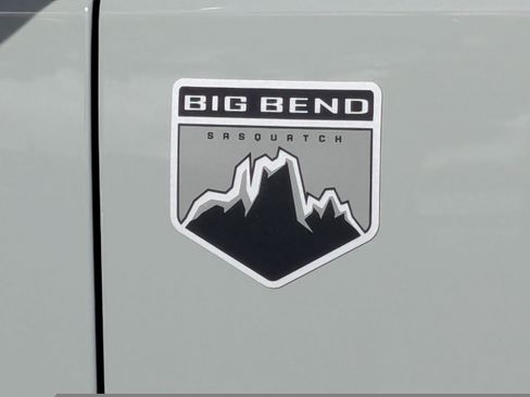 Certified 2023 Ford Bronco Big Bend w/ Sasquatch Package AWD/4WD image 13