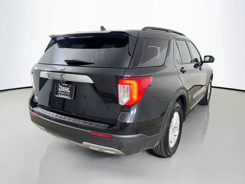 Used 2021 Ford Explorer XLT w/ Equipment Group 202A AWD/4WD image 13