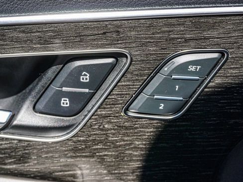 Used 2024 Audi Q7 2.0T Premium Plus image 48