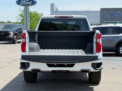 Used 2022 Chevrolet Silverado 1500 RST AWD/4WD image 36